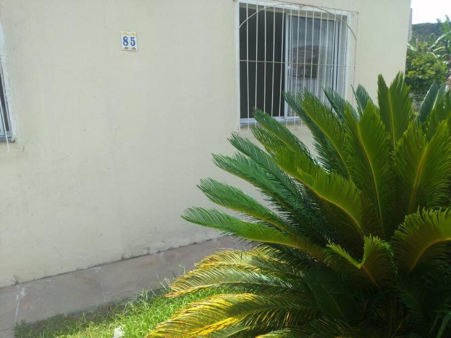 Casa agradável em Camboriú com estacionamento no pátio Camboriu Exterior foto